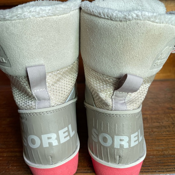 Sorel snow boots - Picture 4 of 4